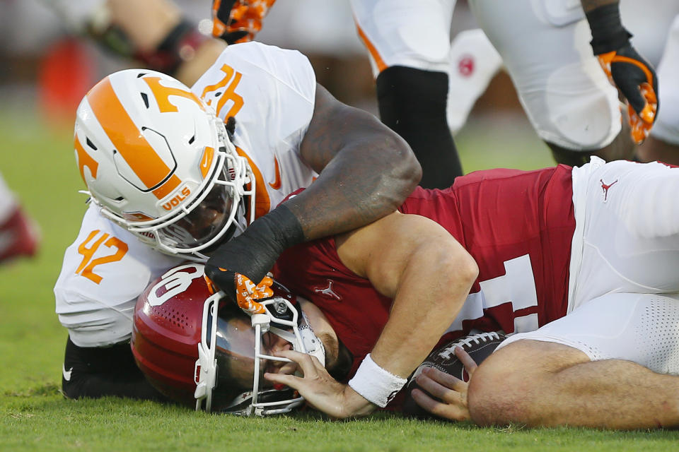 The Volunteers hosted the Sooners in Norman on Saturday in their SEC opener. (Brian Bahr/Getty Images)